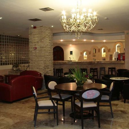 Roseland'S Hotel 마르마리 외부 사진