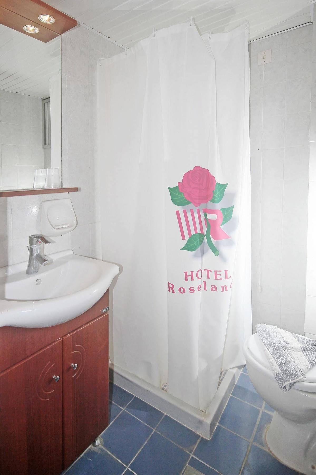 Roseland'S Hotel 마르마리 외부 사진