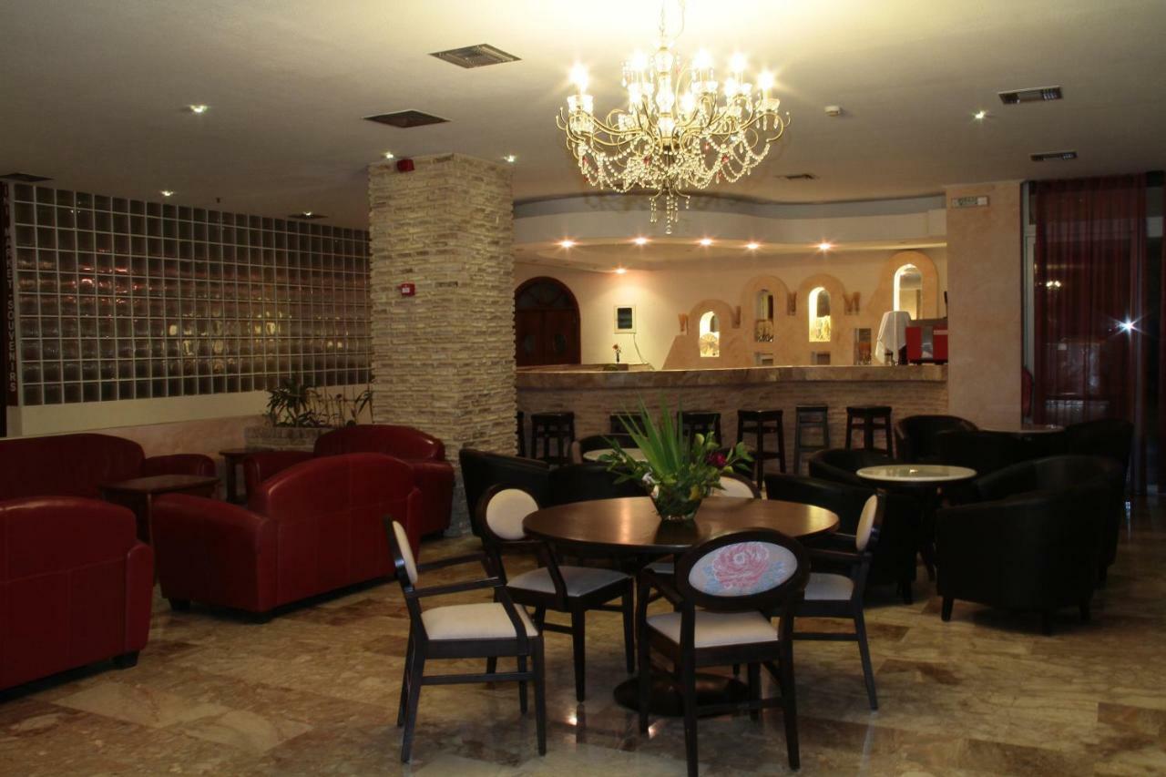 Roseland'S Hotel 마르마리 외부 사진